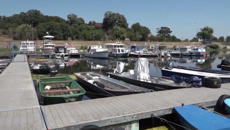Izvedeni radovi na ojačavanju pontona na Dunavcu